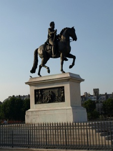 Statue of Henry the Great.JPG
